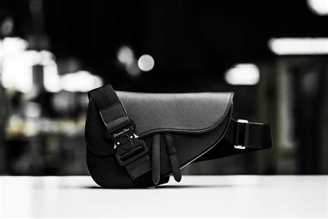 dior men sling bag